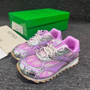 🌸Authentic Bottega Veneta Women’s Pink Sneakers